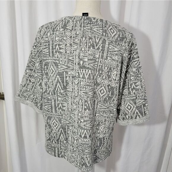 Forever 21 oversized knit top - Picture 8 of 10